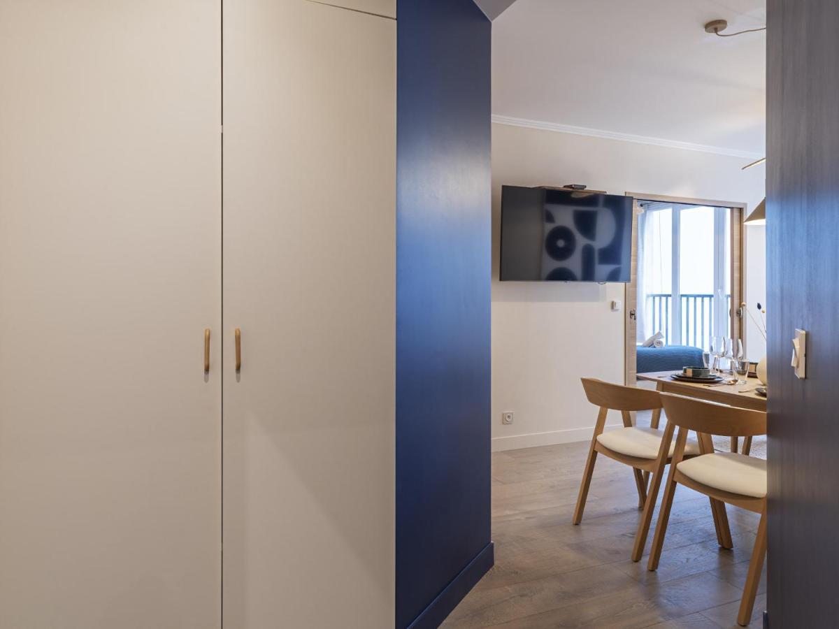 The Blue Suite On Champs Elysees Avenue Paris Eksteriør billede