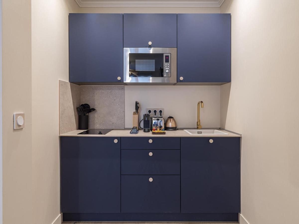The Blue Suite On Champs Elysees Avenue Paris Eksteriør billede