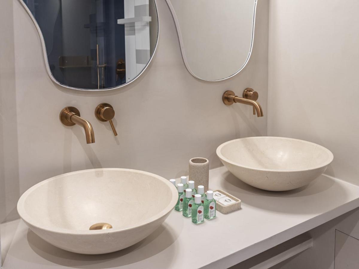 The Blue Suite On Champs Elysees Avenue Paris Eksteriør billede