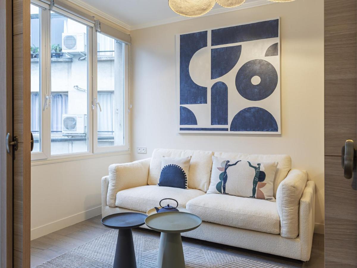 The Blue Suite On Champs Elysees Avenue Paris Eksteriør billede